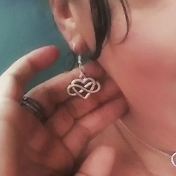 New Silver Infinity Lock Key "Key to my Heart" 3 piece Jewelry set - Picture 5 of 8